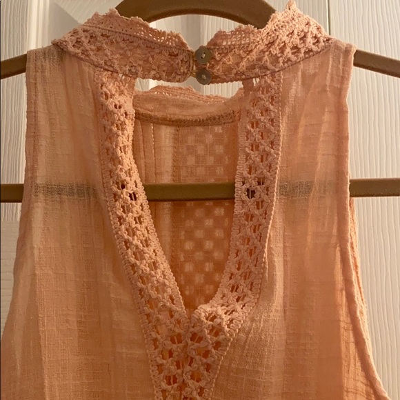 O’Neill salmon colored top - Picture 3 of 5